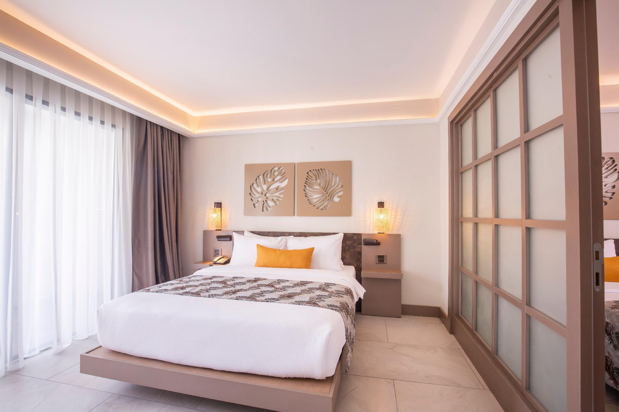Woovo Phuket Kata Hotel Exterior photo