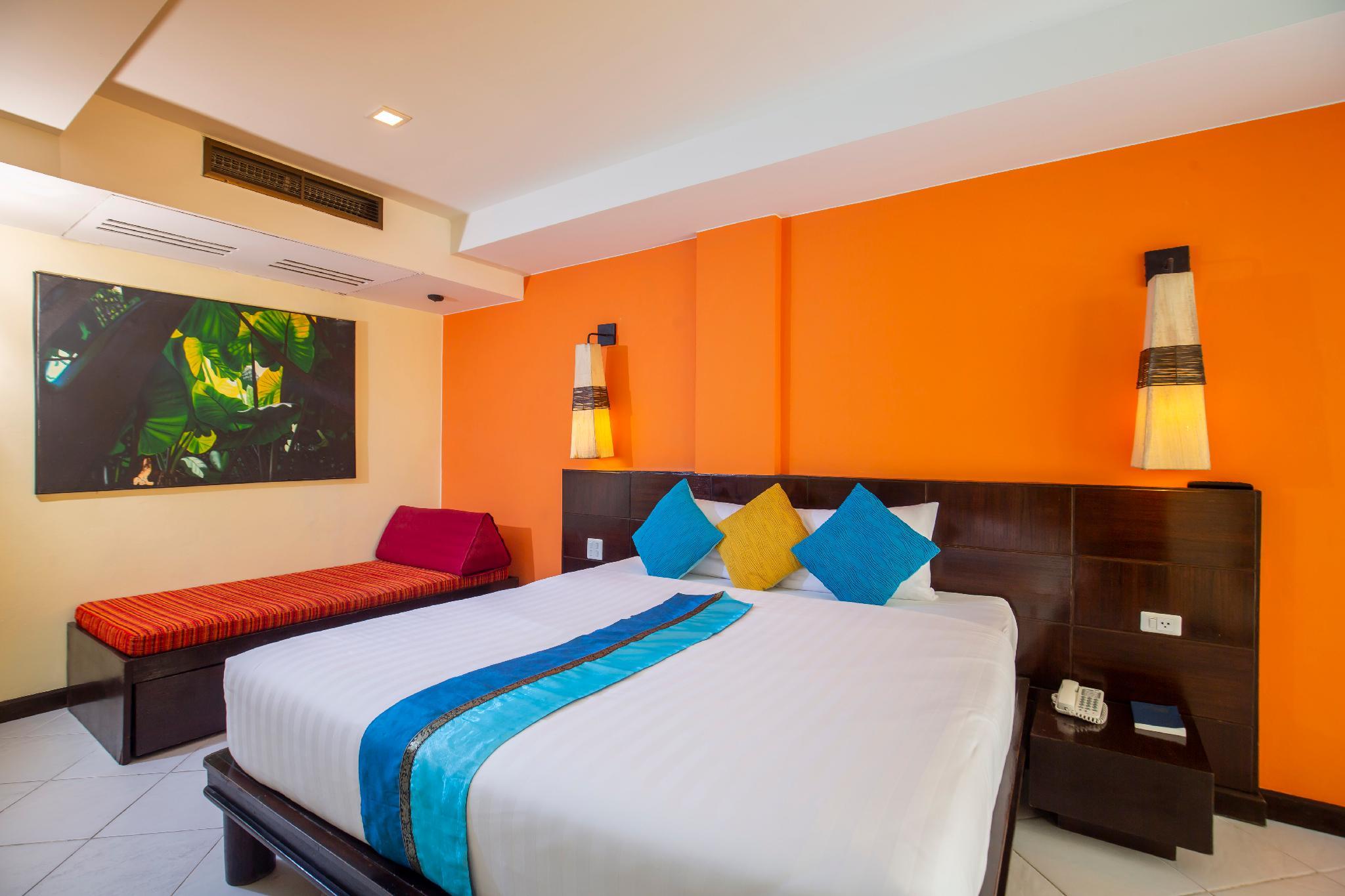 Woovo Phuket Kata Hotel Exterior photo