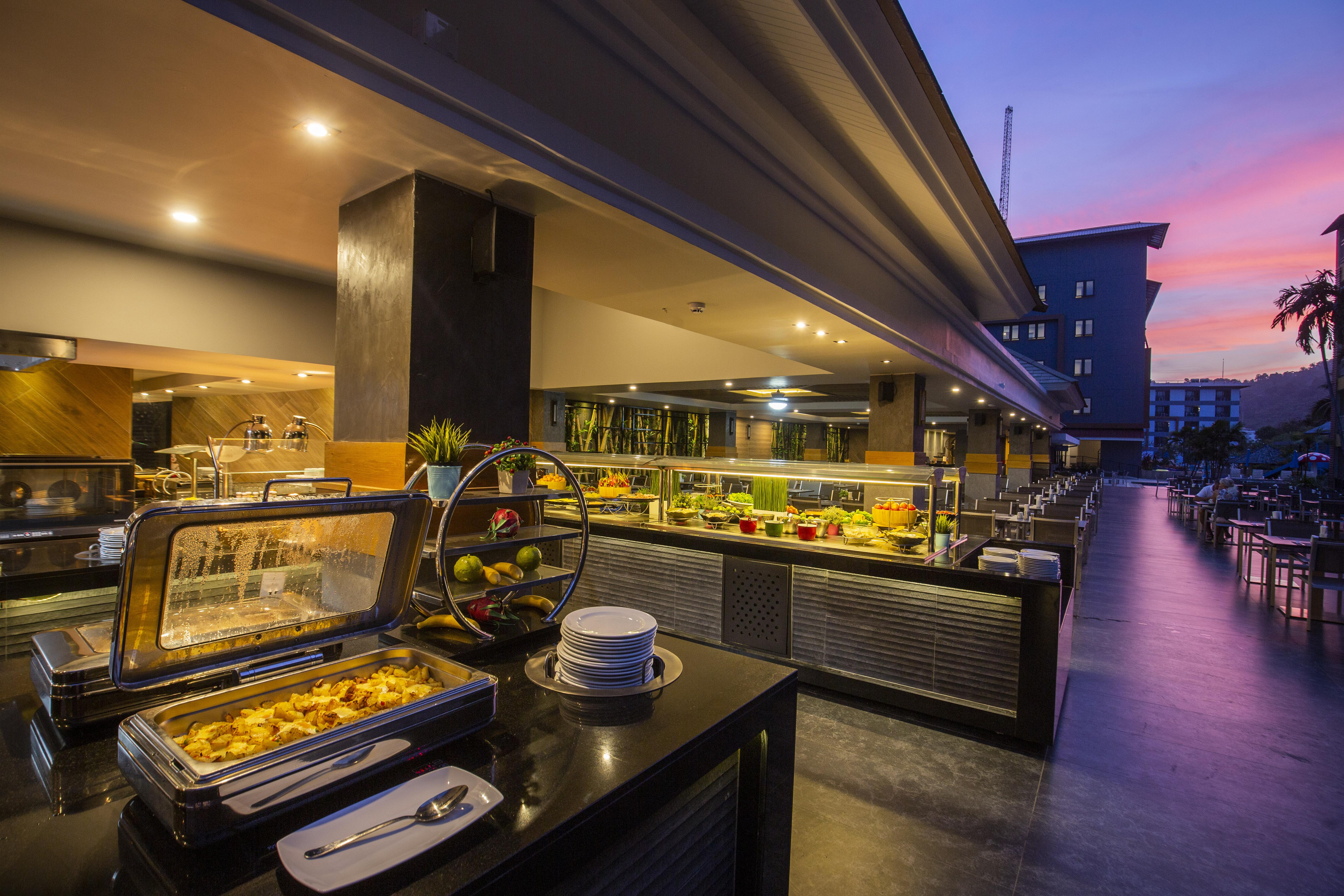 Woovo Phuket Kata Hotel Exterior photo
