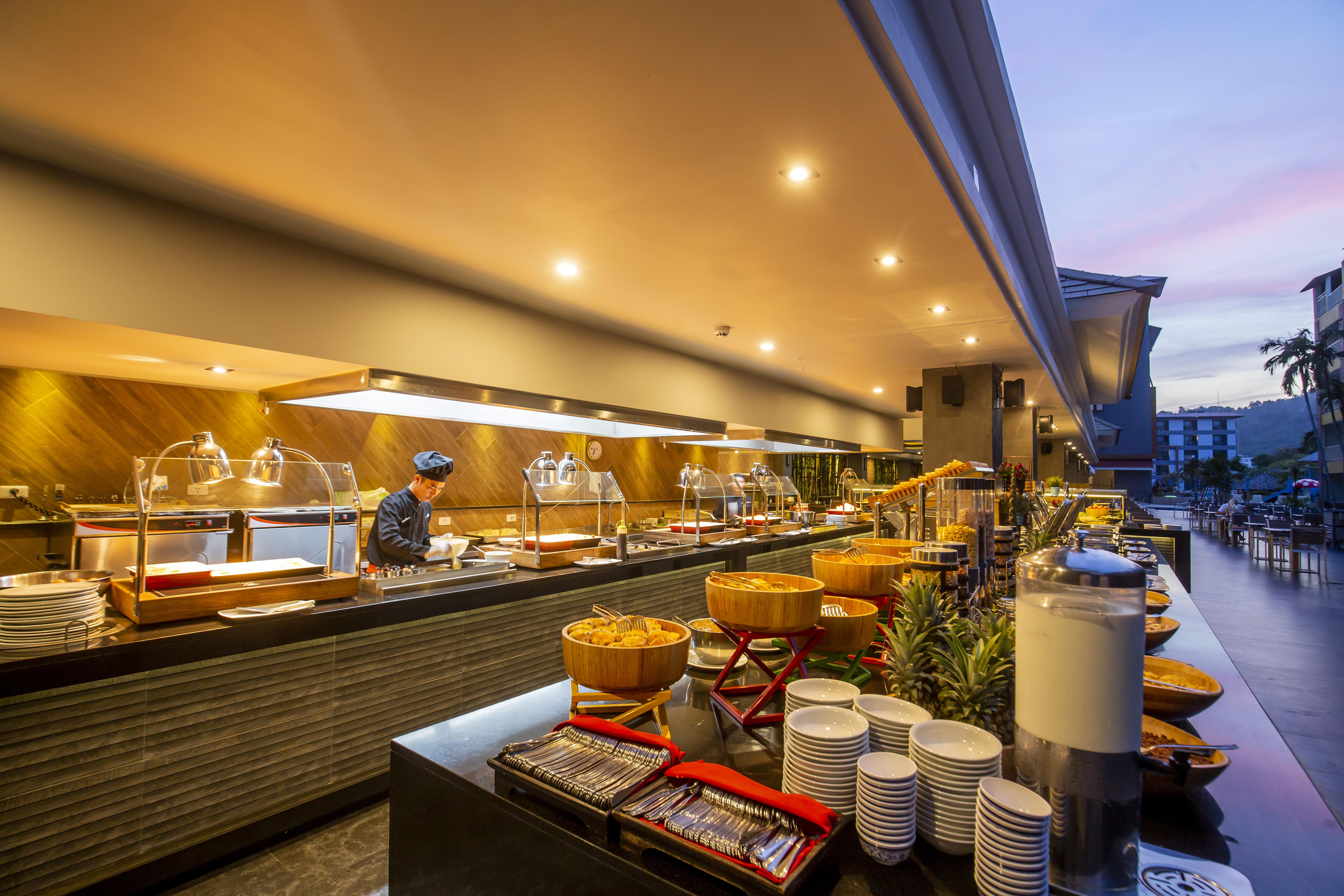 Woovo Phuket Kata Hotel Exterior photo