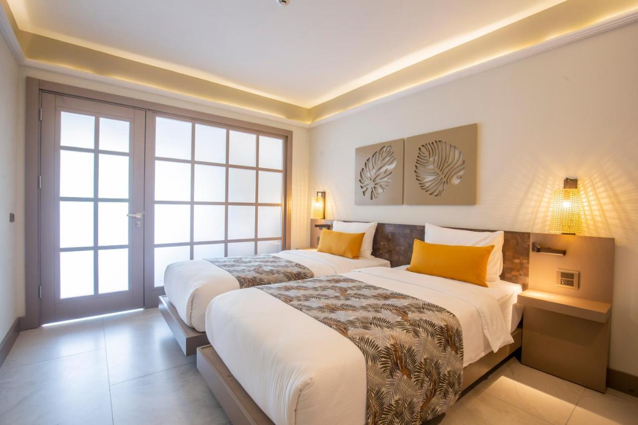 Woovo Phuket Kata Hotel Exterior photo
