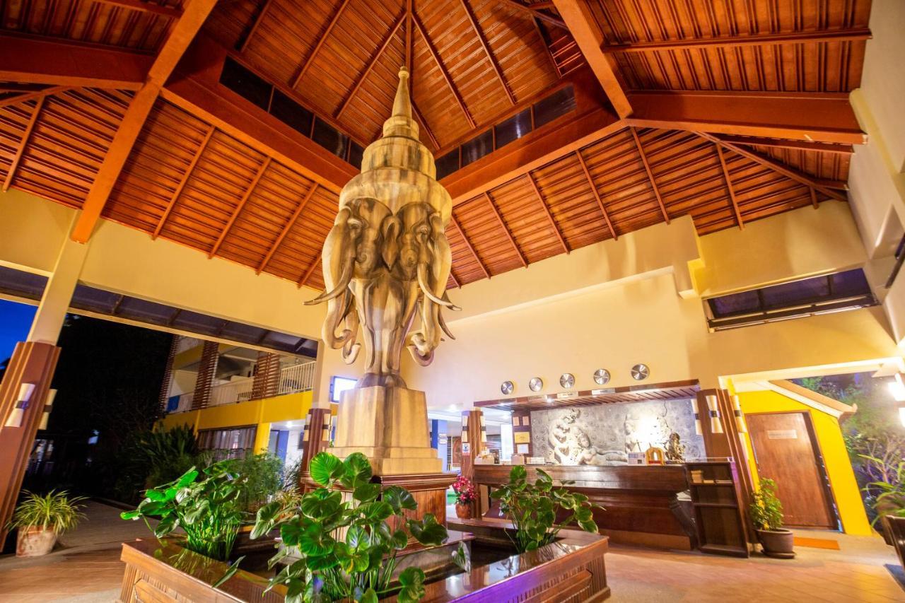 Woovo Phuket Kata Hotel Exterior photo